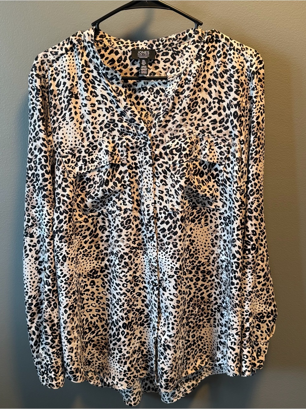 Jones New York Black and Cream Leopard Button-Front Blouse